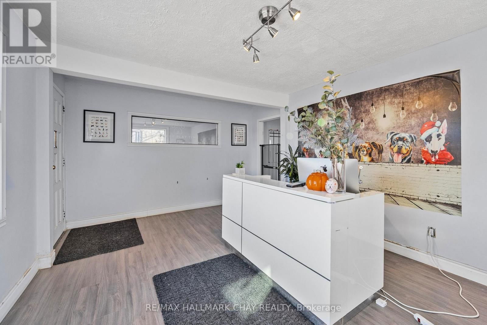 12273 YONGE STREET Image 5