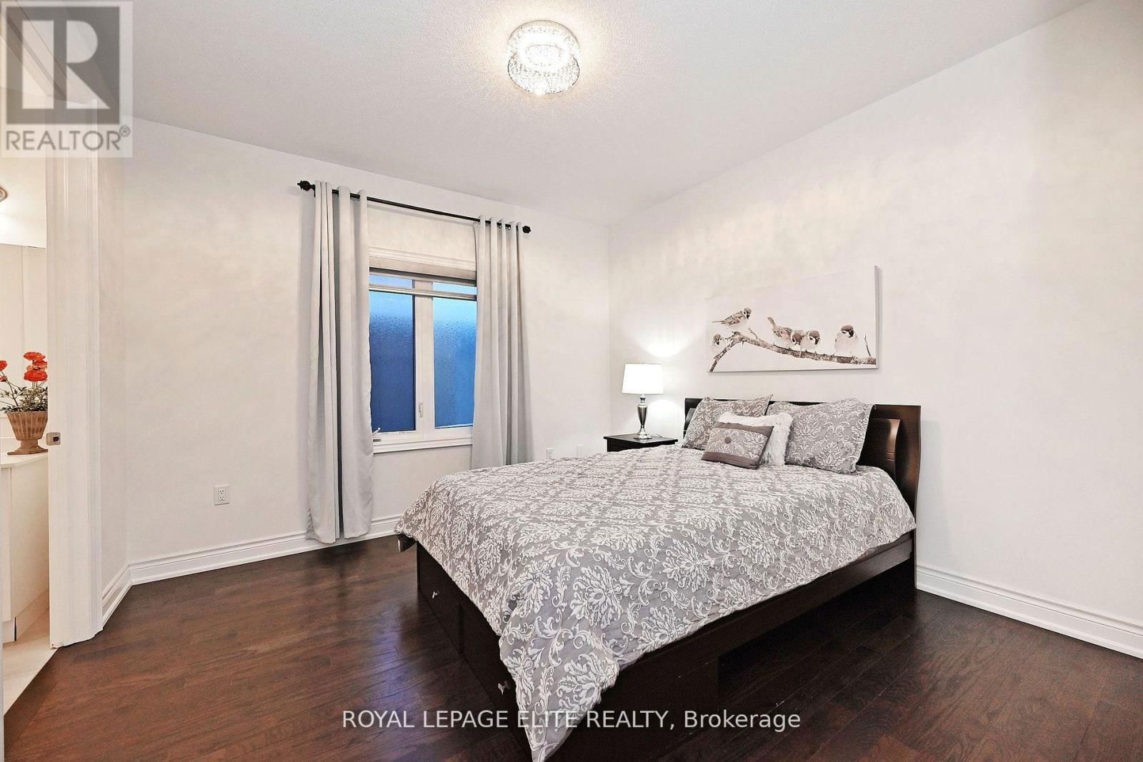 39 HOLLAND VISTA STREET Image 21