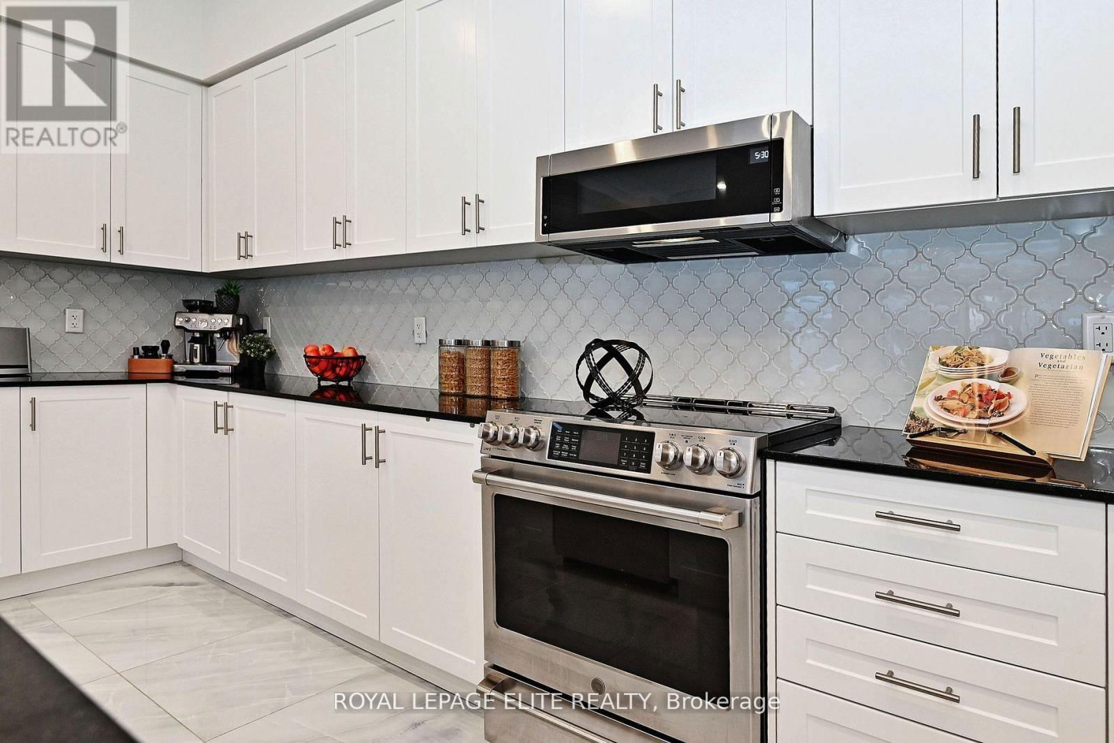 39 HOLLAND VISTA STREET Image 7