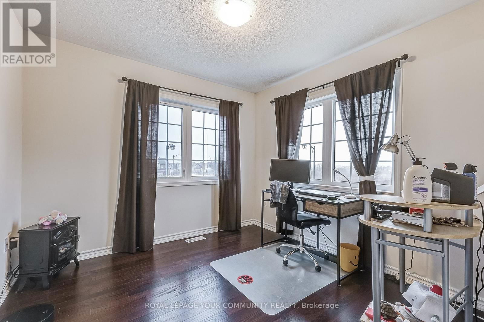 290 THOMAS PHILLIPS DRIVE Image 13
