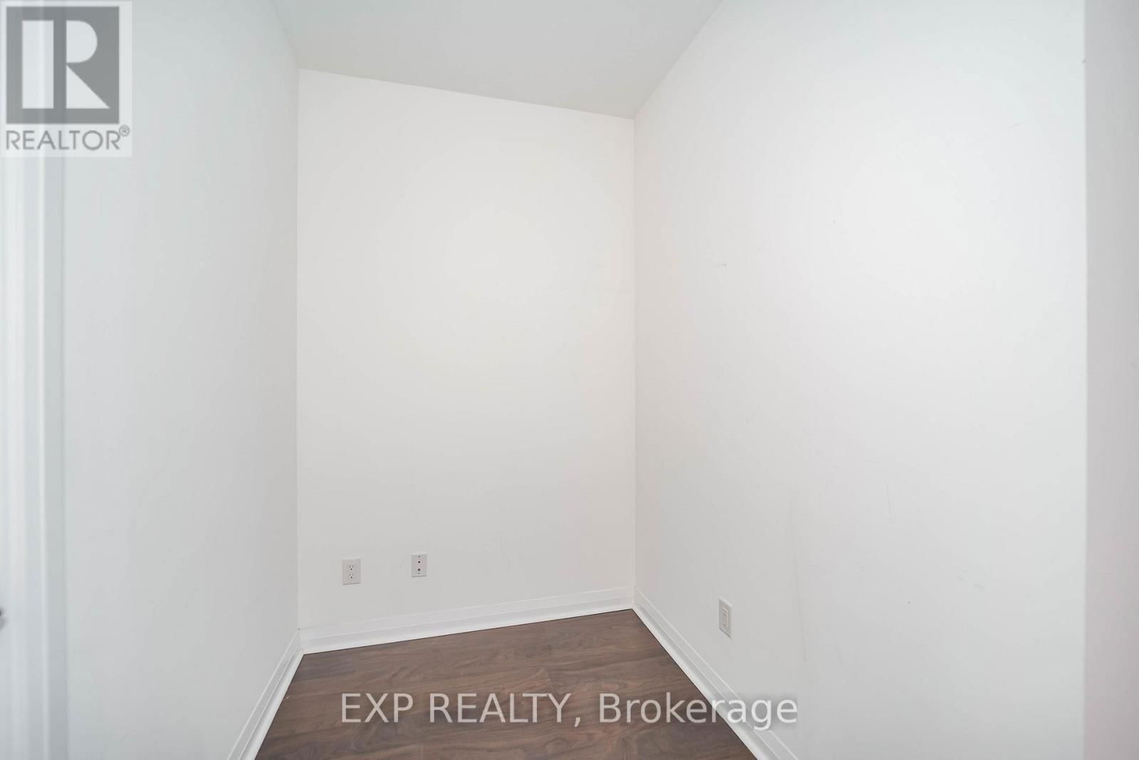 1011 - 55 ONEIDA CRESCENT Image 28