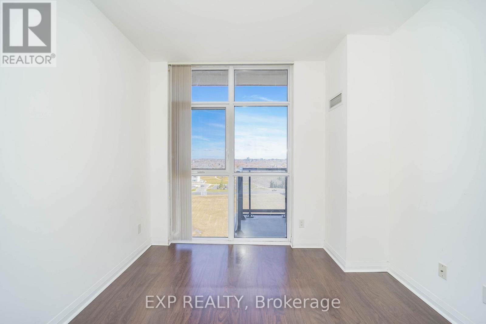1011 - 55 ONEIDA CRESCENT Image 33