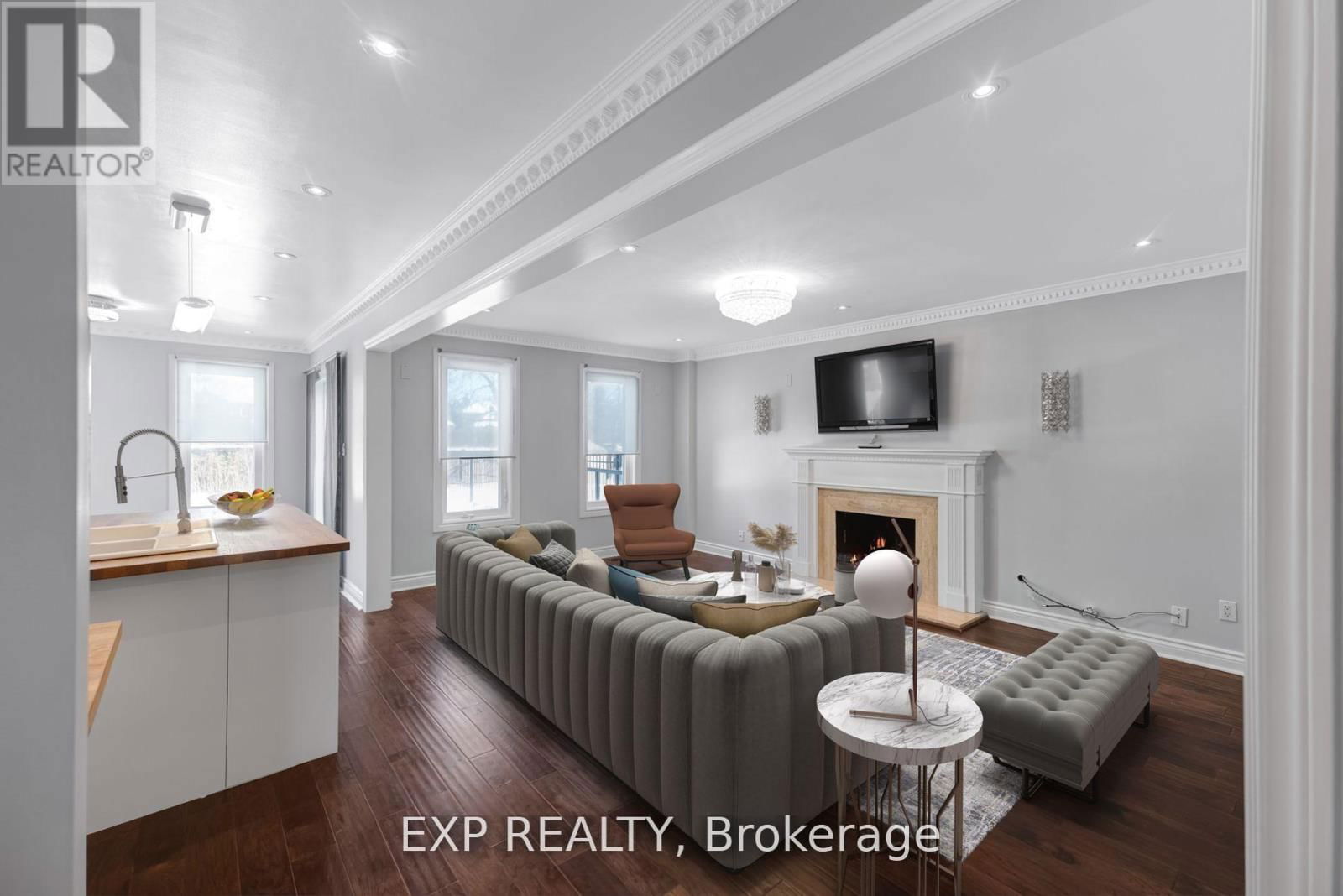 75 SOMERSET CRESCENT Image 4