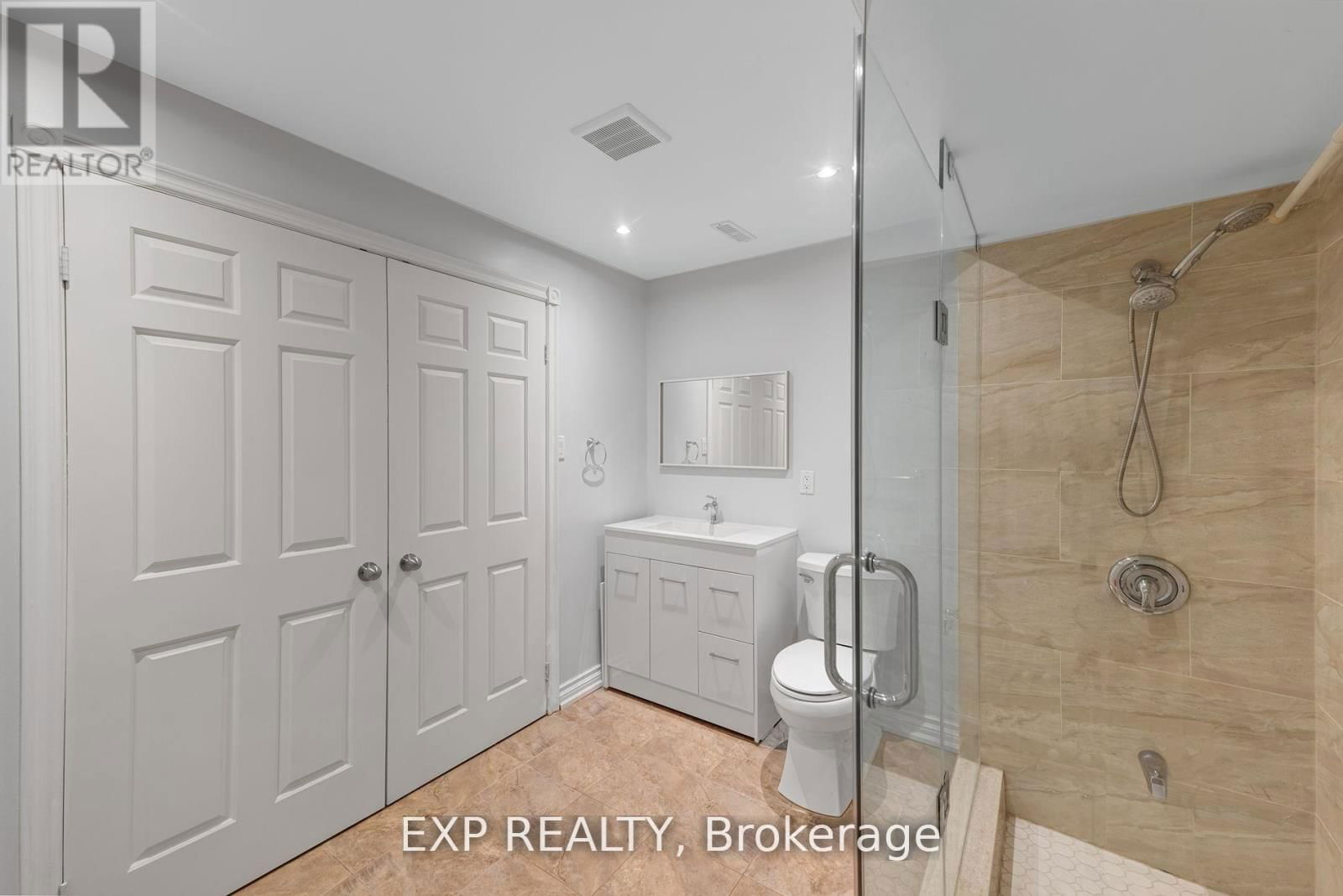 75 SOMERSET CRESCENT Image 43