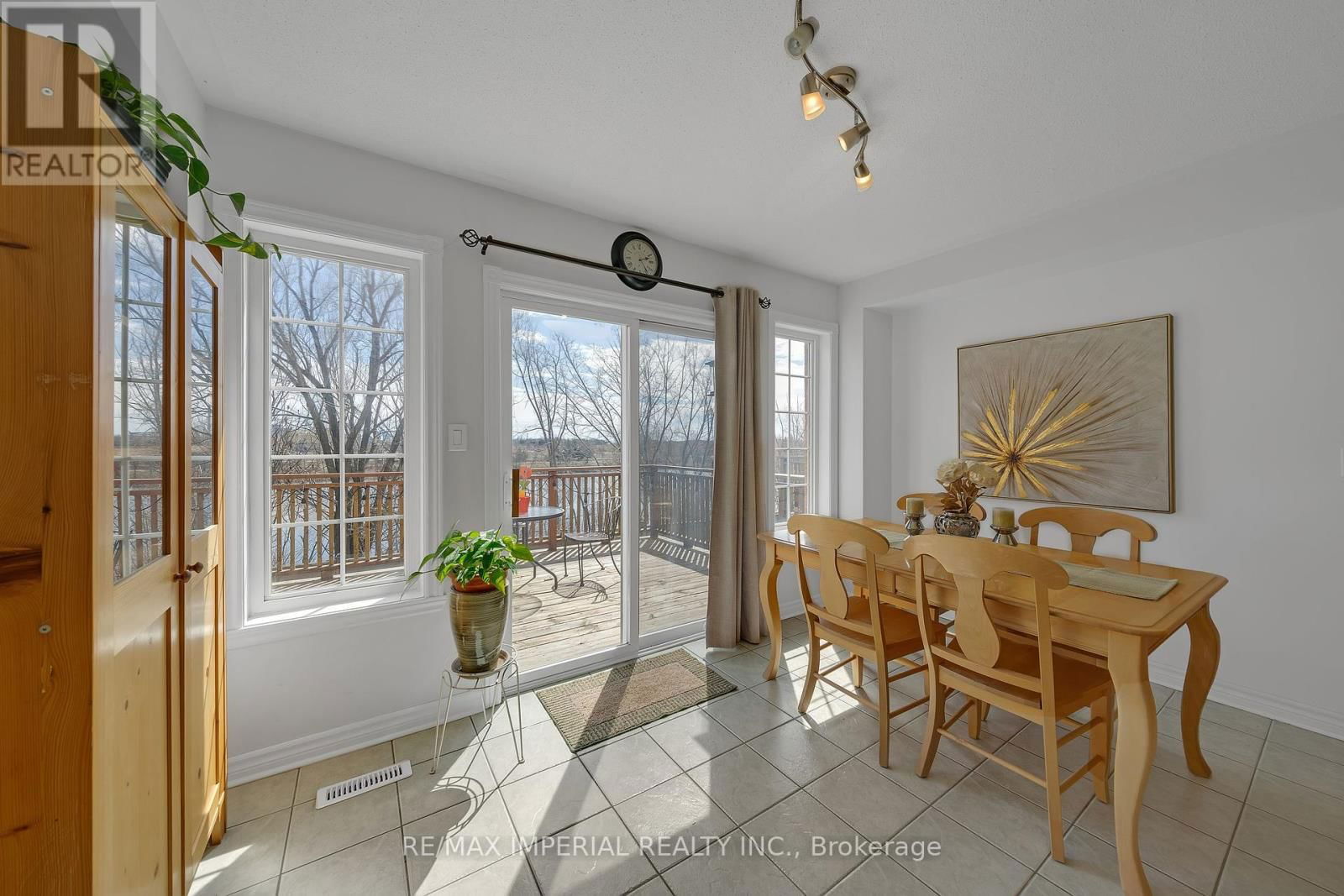 33 DEL FRANCESCO WAY Image 18