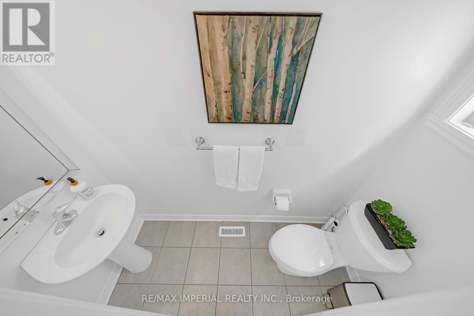 33 DEL FRANCESCO WAY Image 22