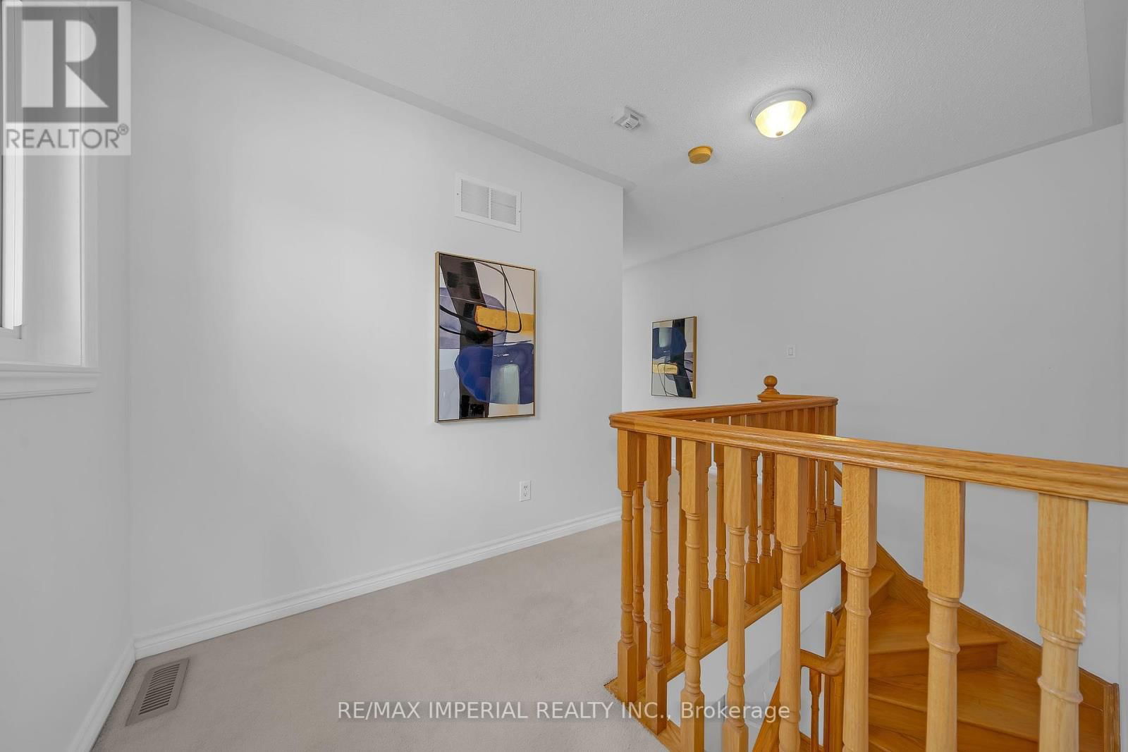 33 DEL FRANCESCO WAY Image 24