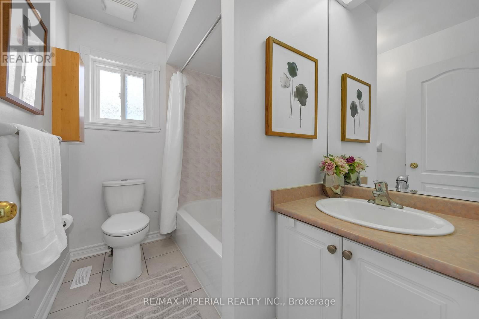 33 DEL FRANCESCO WAY Image 28