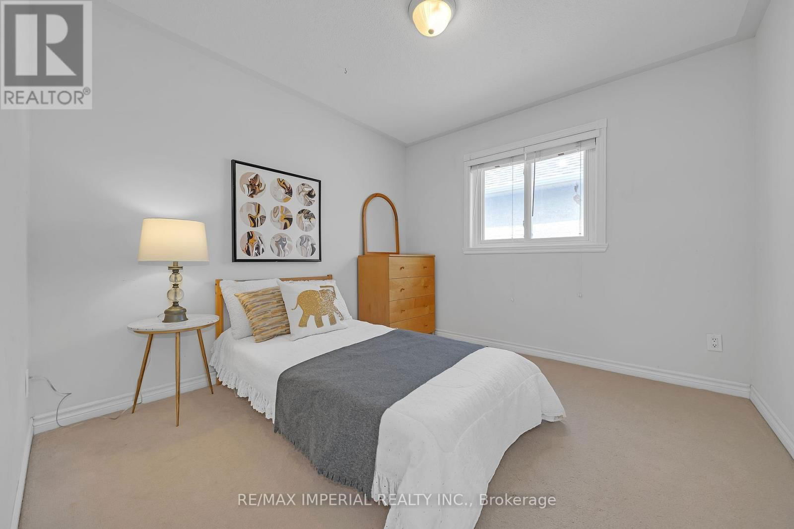 33 DEL FRANCESCO WAY Image 29