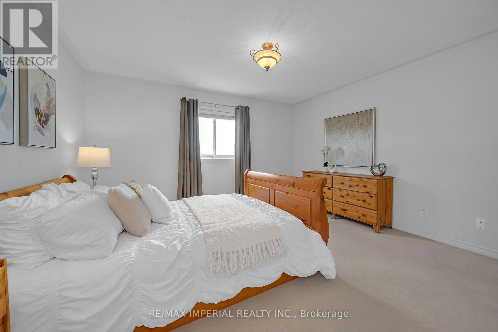 33 DEL FRANCESCO WAY Image 31