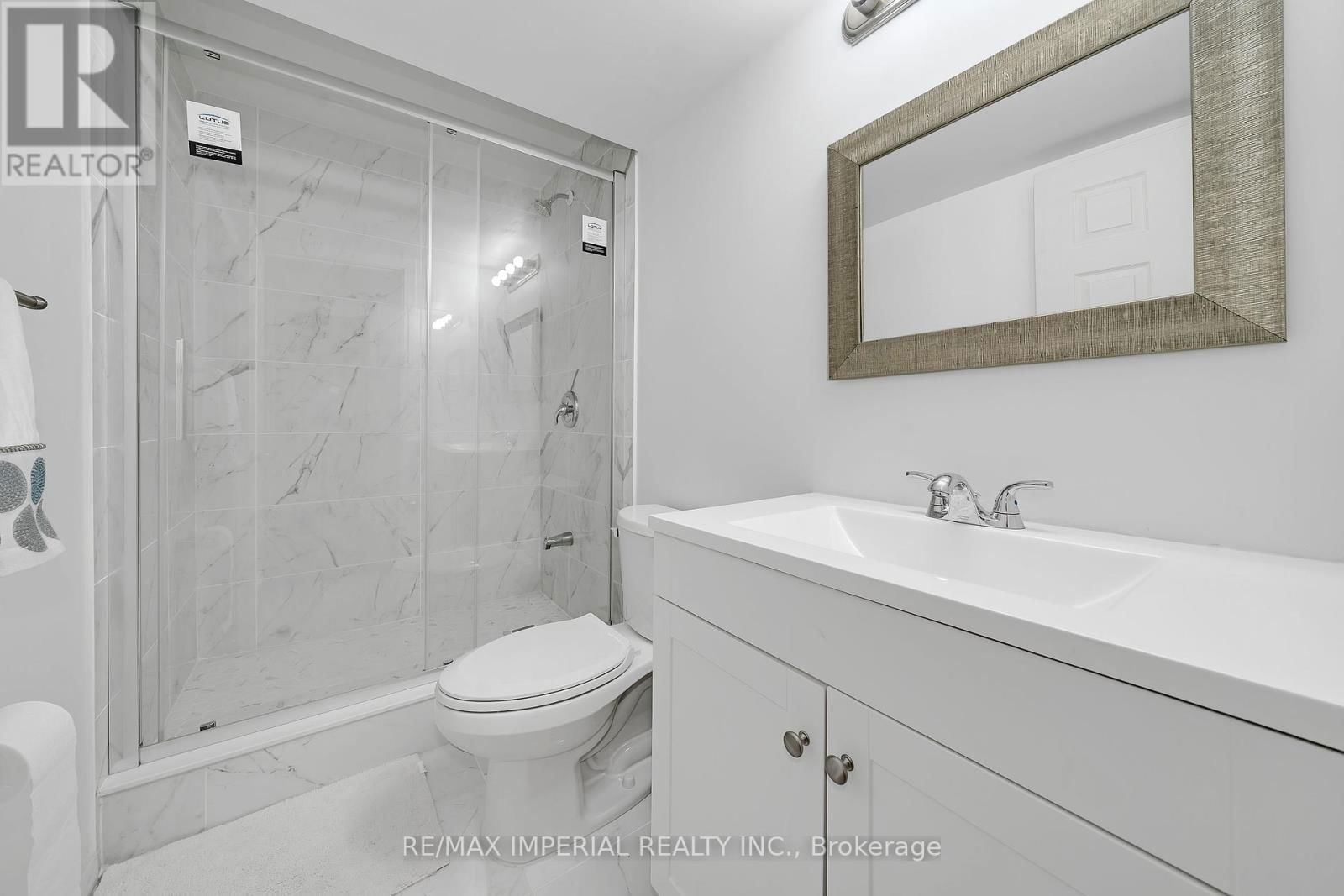 33 DEL FRANCESCO WAY Image 37