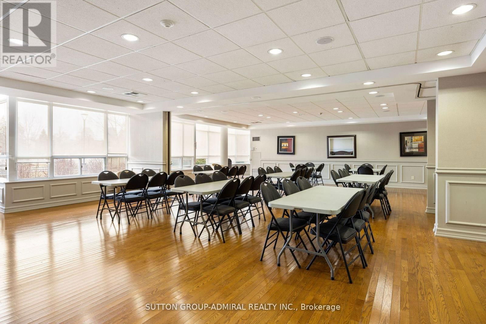 602 - 11 TOWNSGATE DRIVE Image 33
