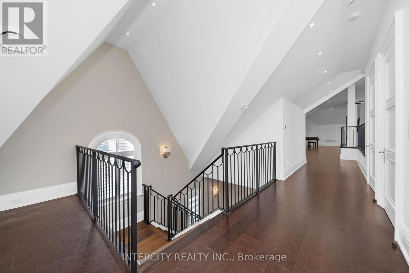 20 ORICO COURT Image 26