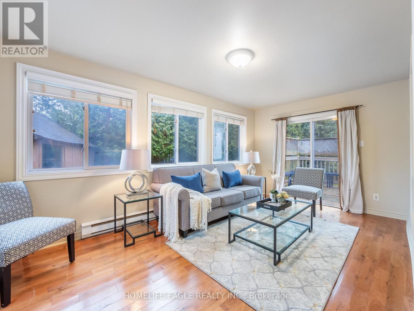 4 HUGHES STREET Image 19