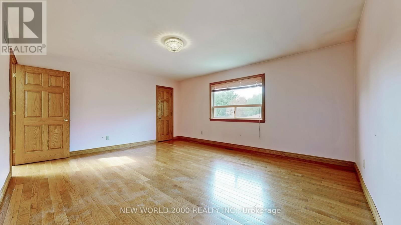 62 LANGSTAFF ROAD WEST Image 29