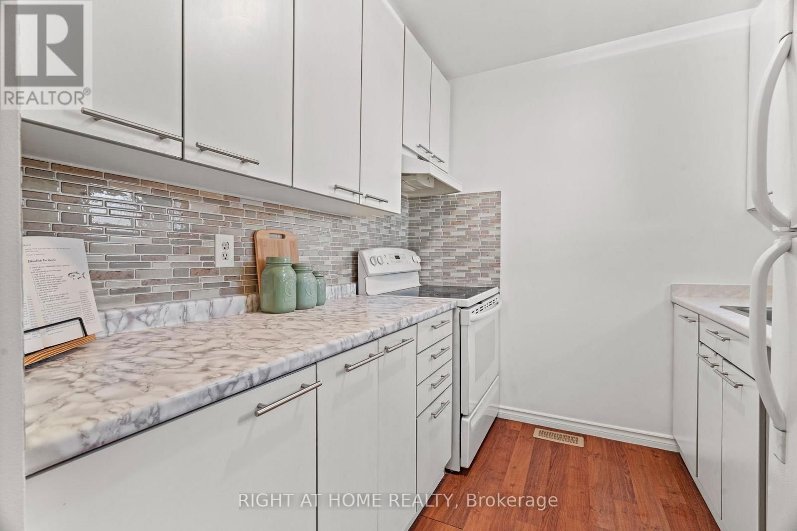 5 ASHBURTON CRESCENT Image 4