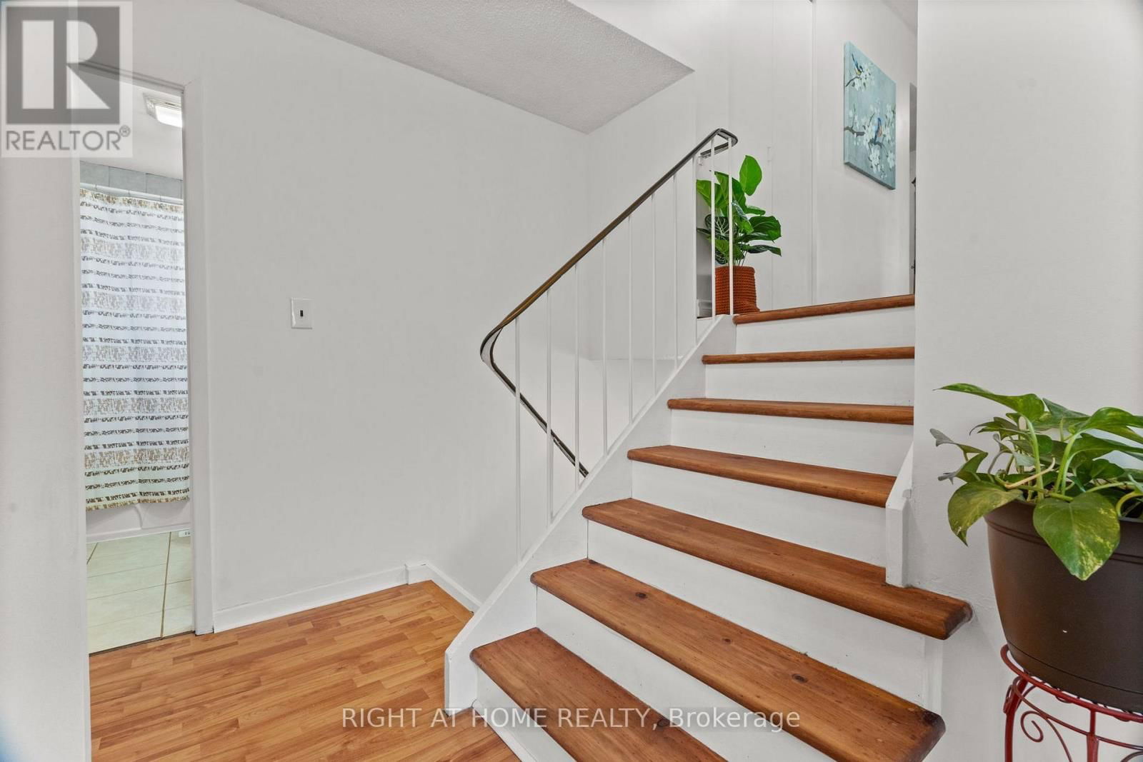 5 ASHBURTON CRESCENT Image 6