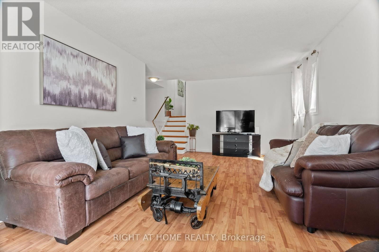 5 ASHBURTON CRESCENT Image 8