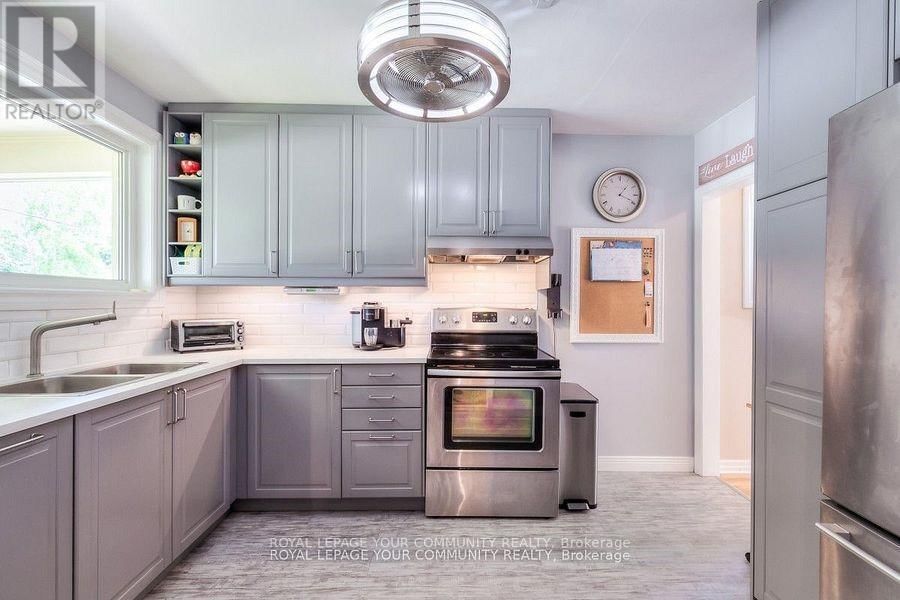 87 RICHARDSON DRIVE Image 10