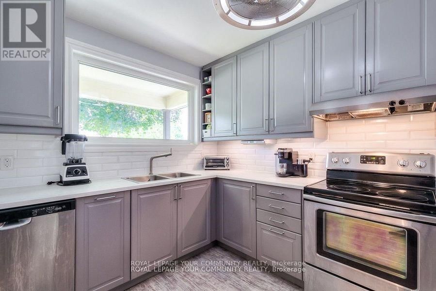 87 RICHARDSON DRIVE Image 11