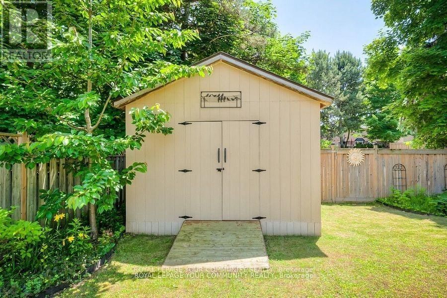 87 RICHARDSON DRIVE Image 38