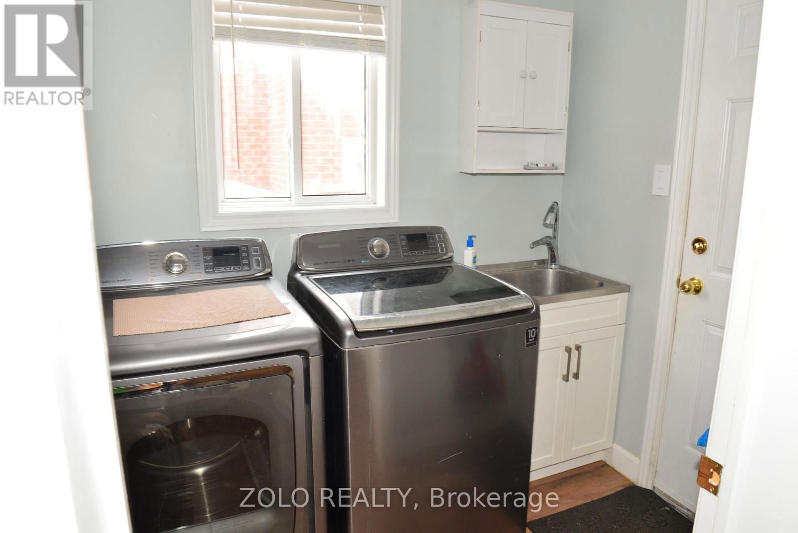 Upper - 32 AMBERVIEW DRIVE Image 19