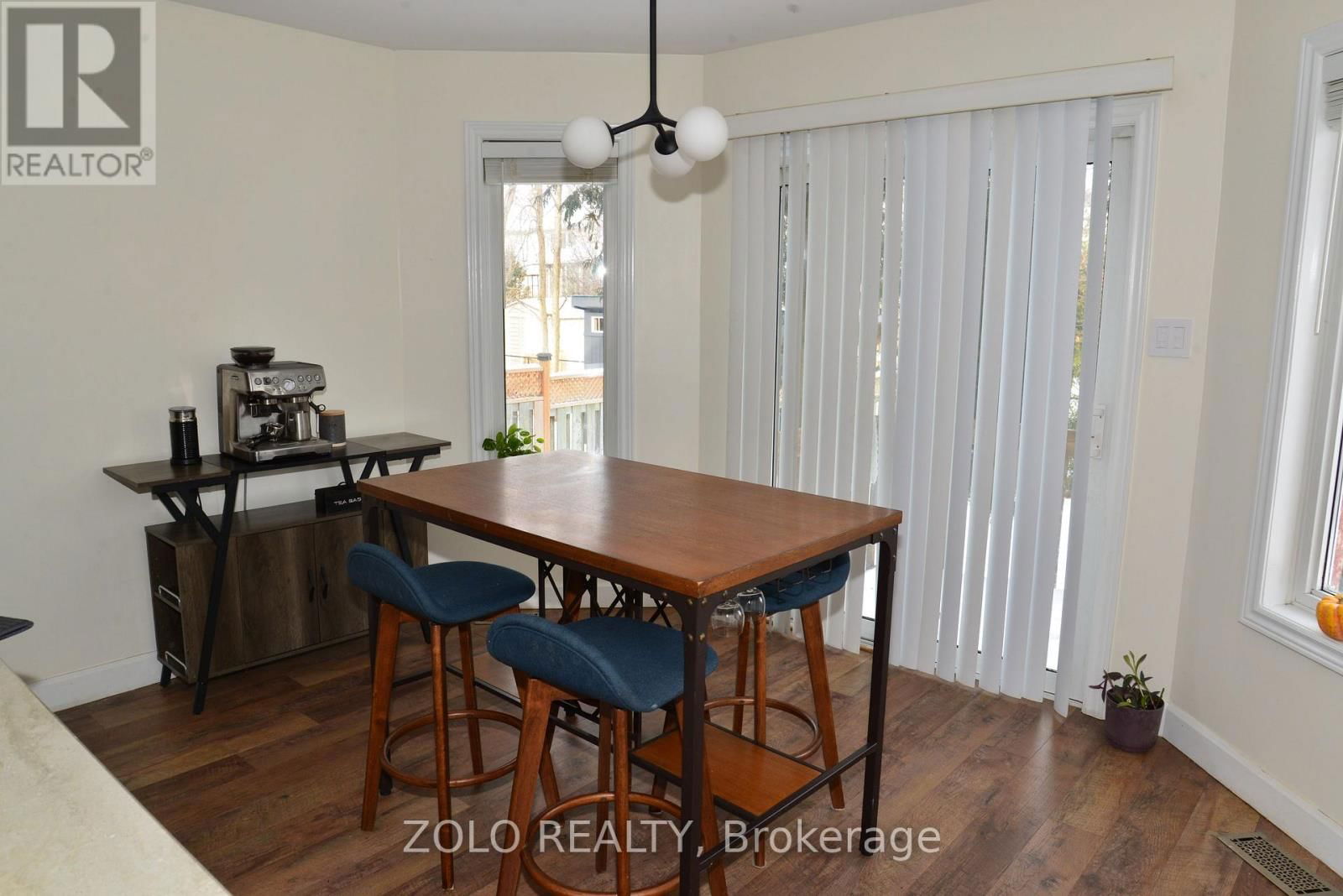 Upper - 32 AMBERVIEW DRIVE Image 5