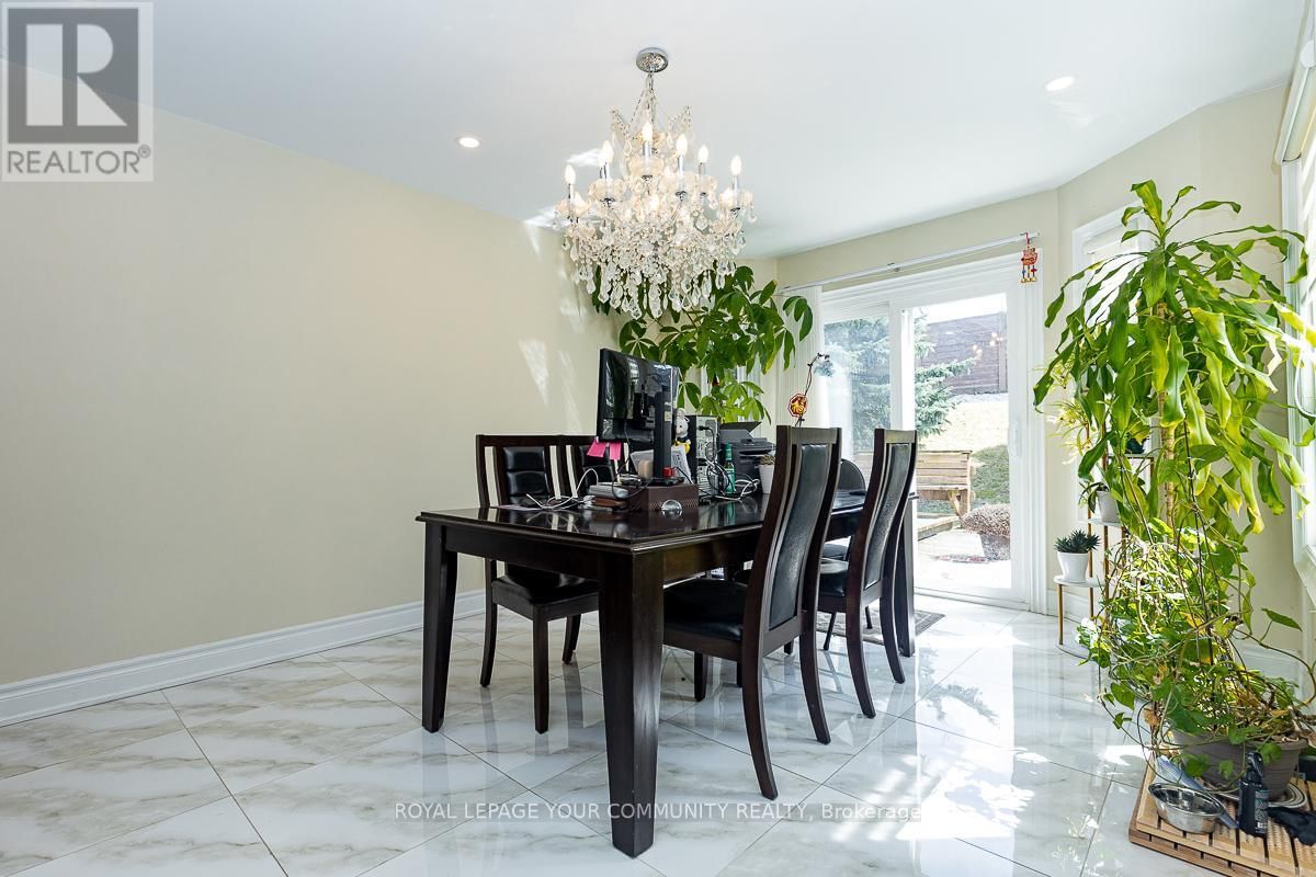 122 LYNDHURST DRIVE Image 19