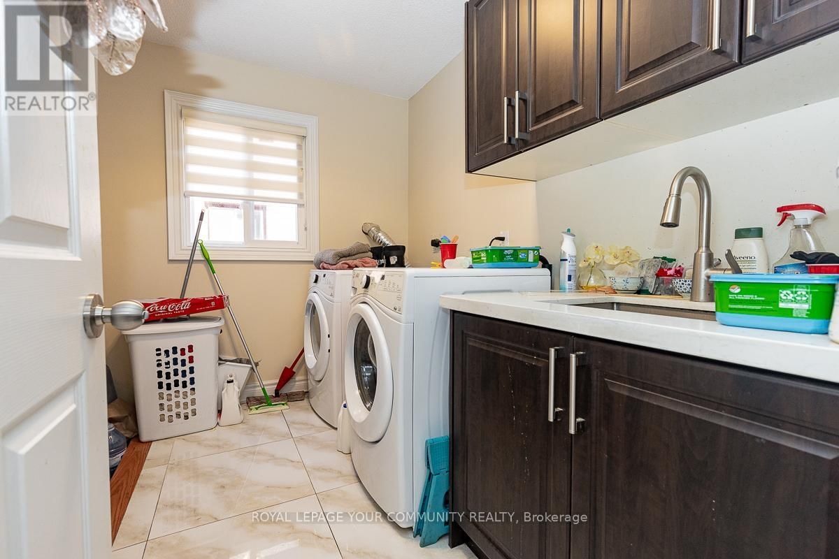 122 LYNDHURST DRIVE Image 24