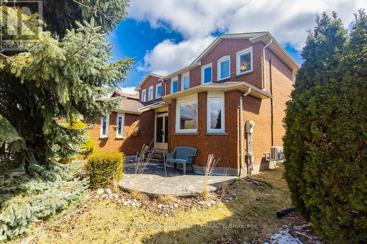 122 LYNDHURST DRIVE Image 3