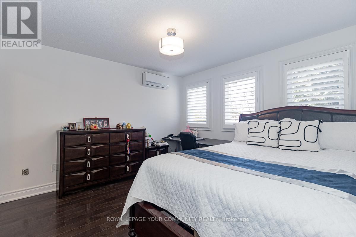 122 LYNDHURST DRIVE Image 33