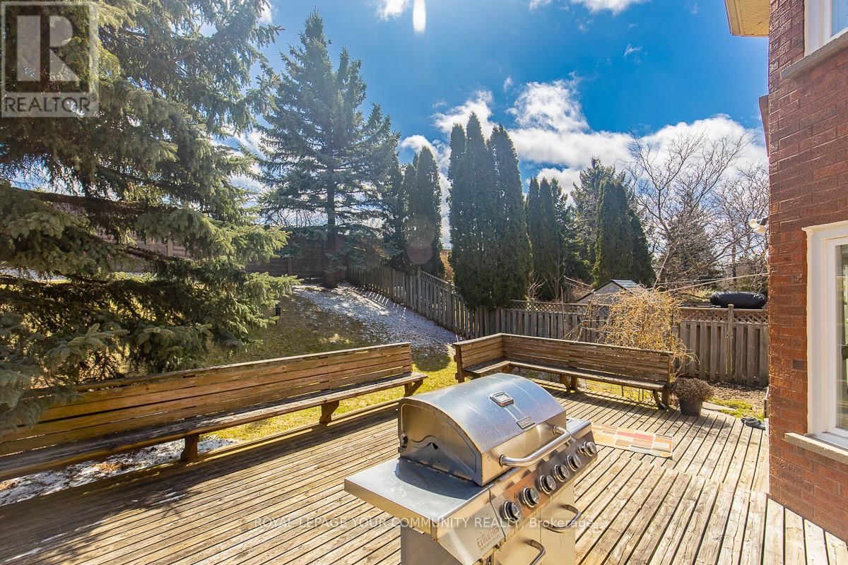 122 LYNDHURST DRIVE Image 41