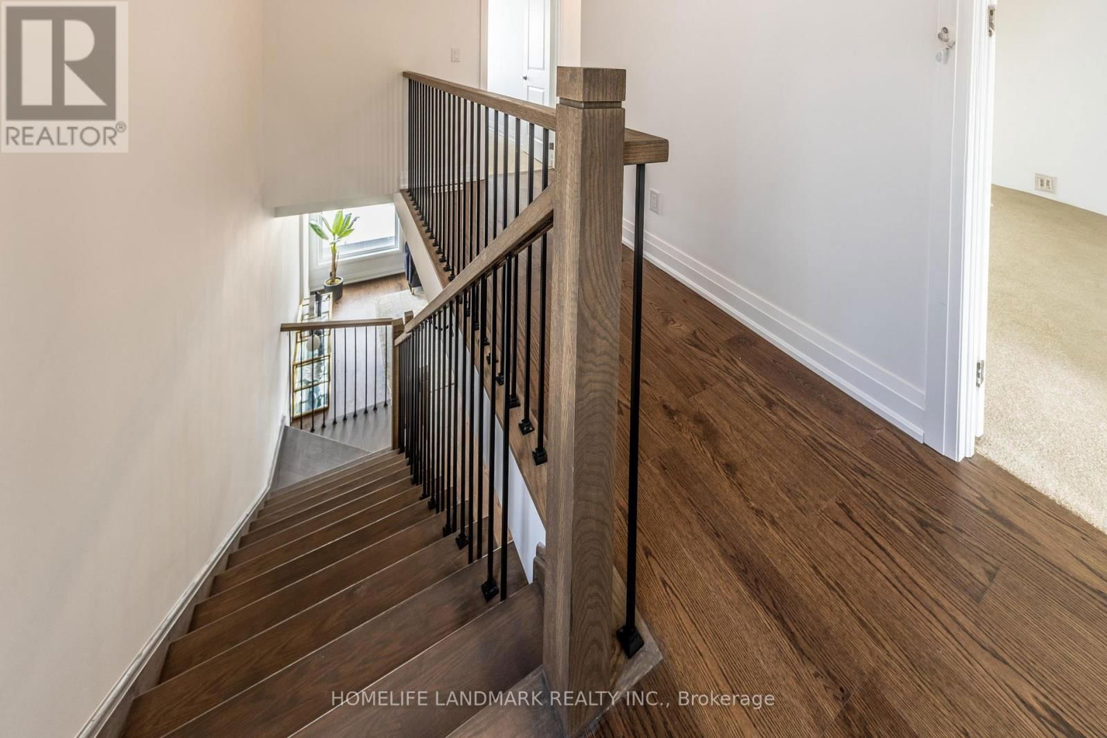 20 PERSICA STREET Image 17