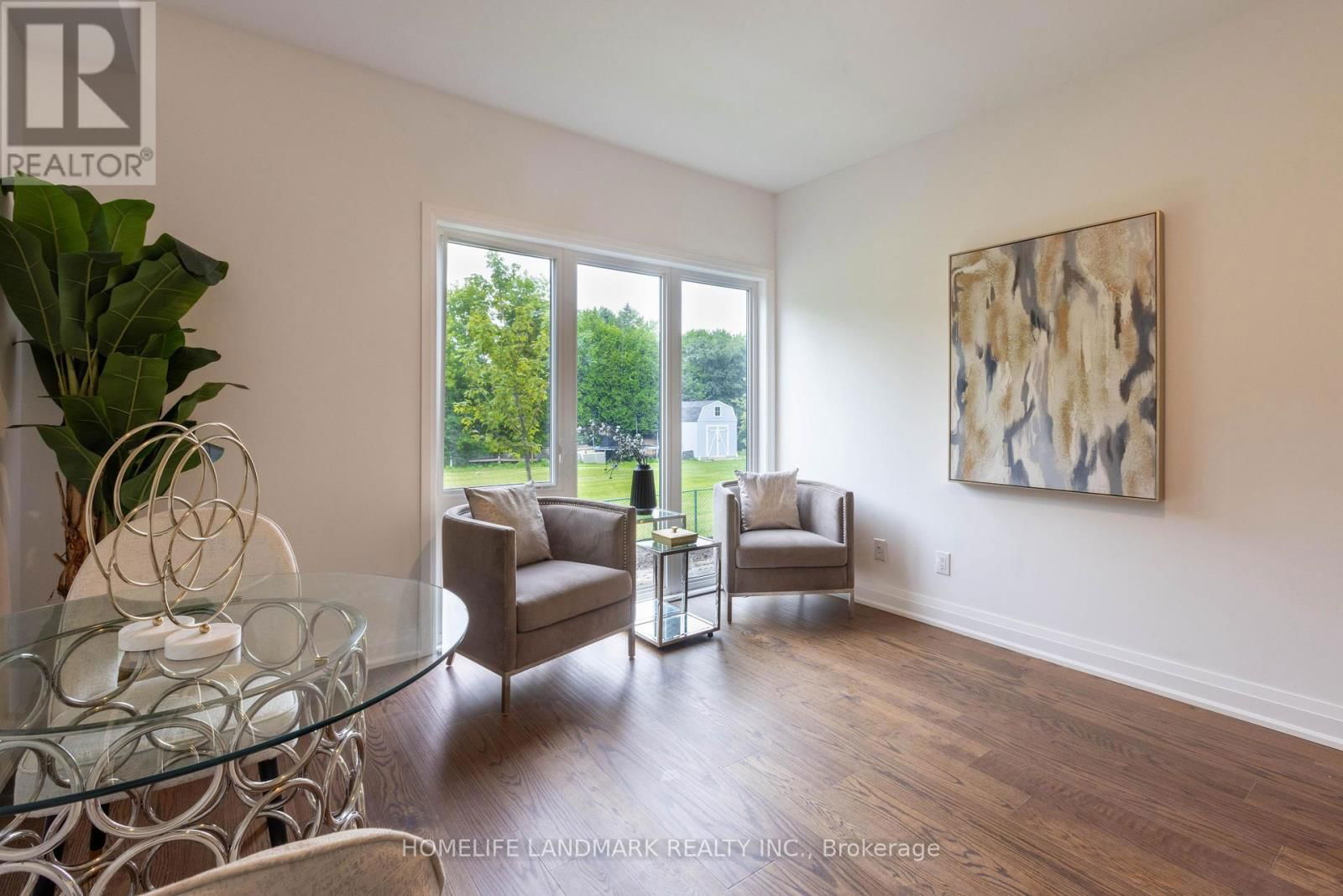 20 PERSICA STREET Image 8
