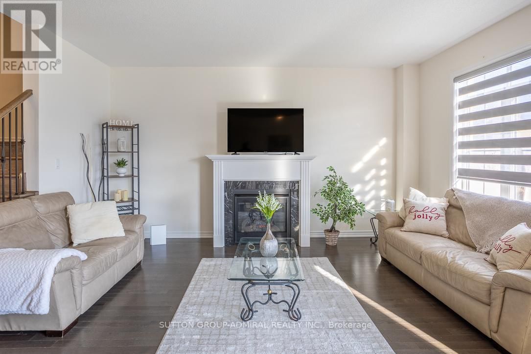 2207 LOZENBY STREET Image 4