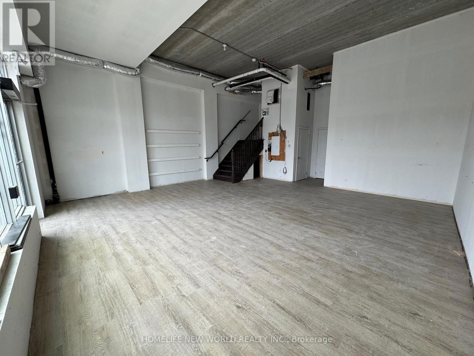 328 COPPER CREEK DRIVE Image 4