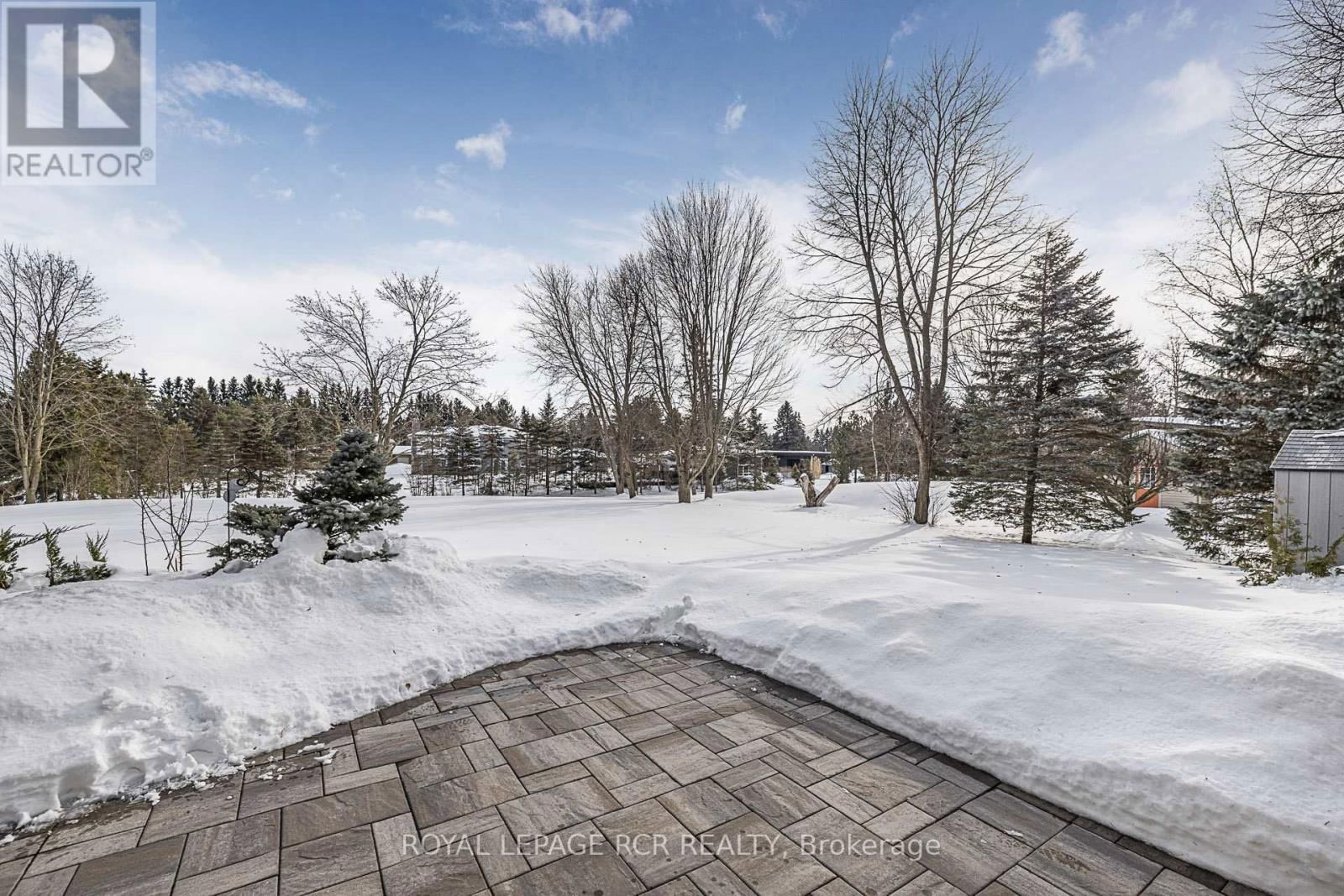 6 MARJORIE DRIVE Image 32