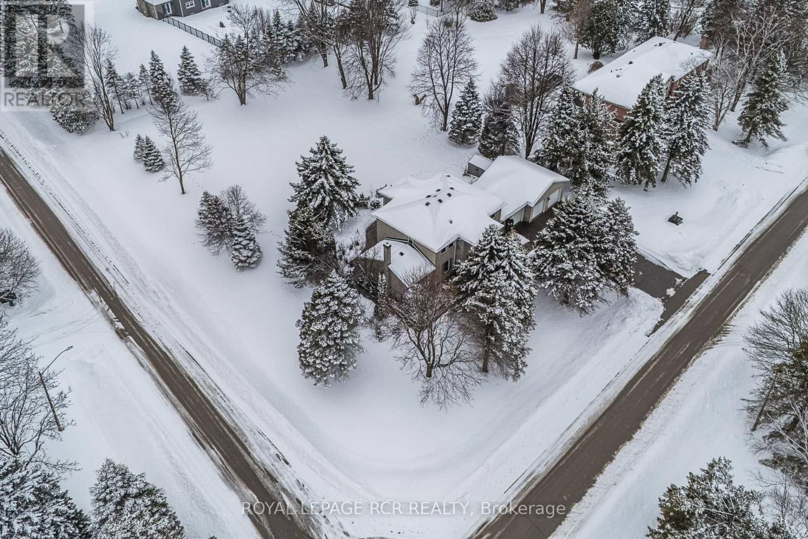 6 MARJORIE DRIVE Image 38