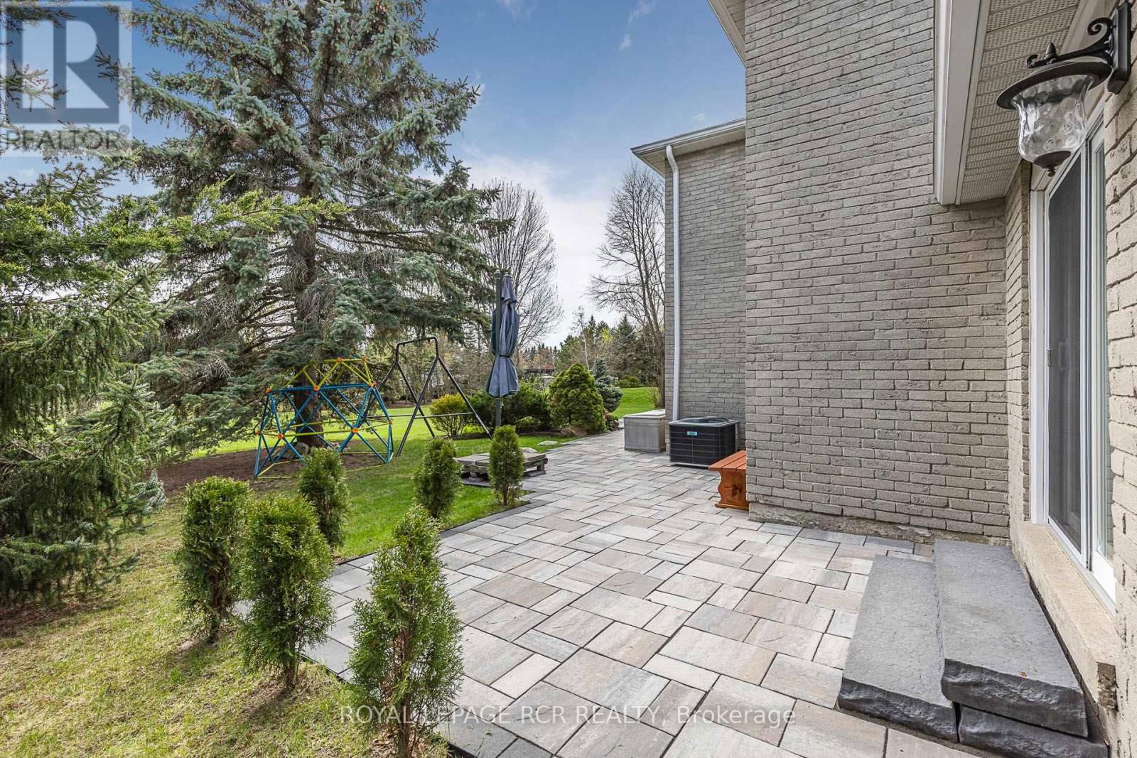 6 MARJORIE DRIVE Image 42