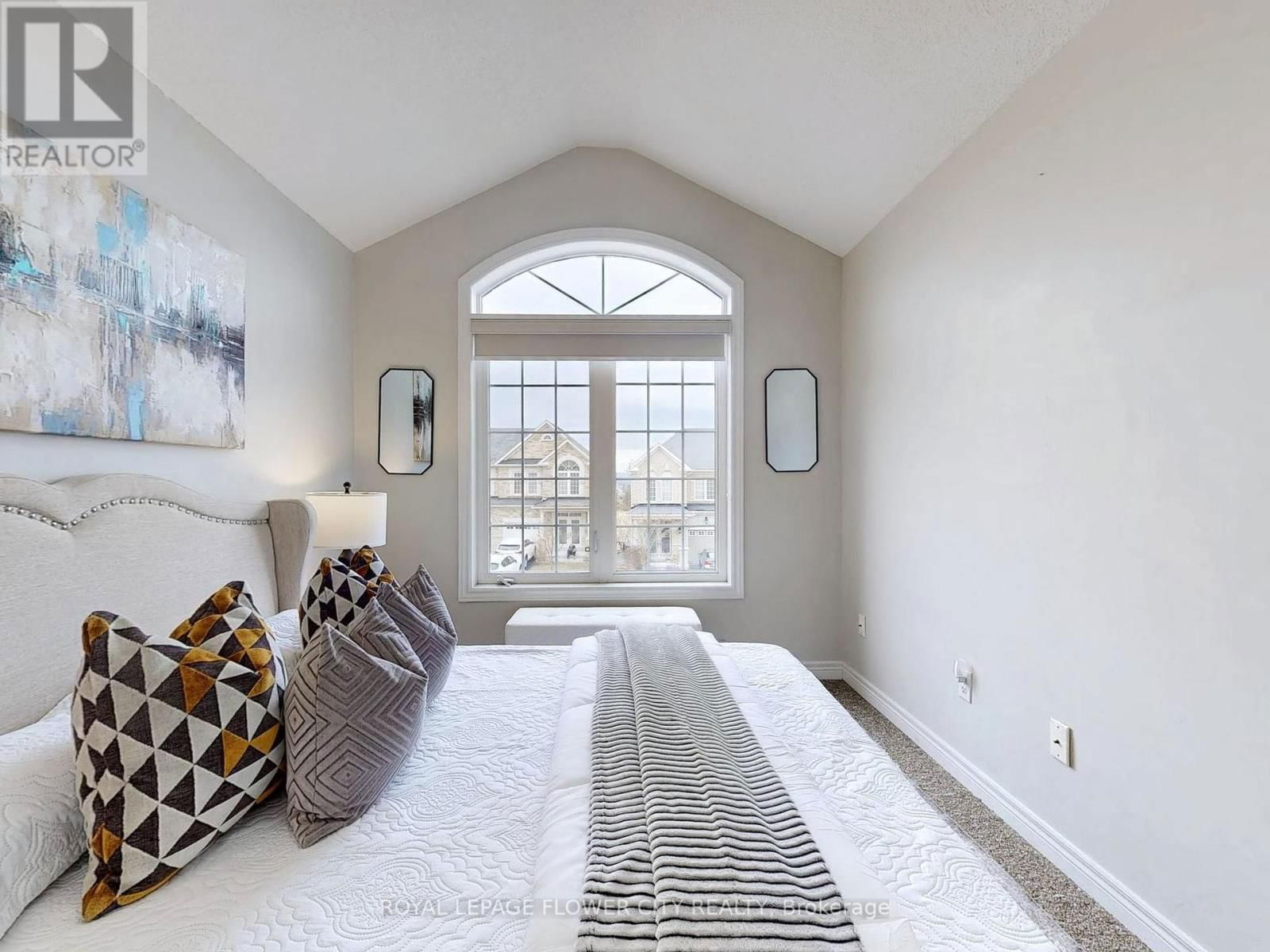 565 FOXCROFT BOULEVARD Image 28