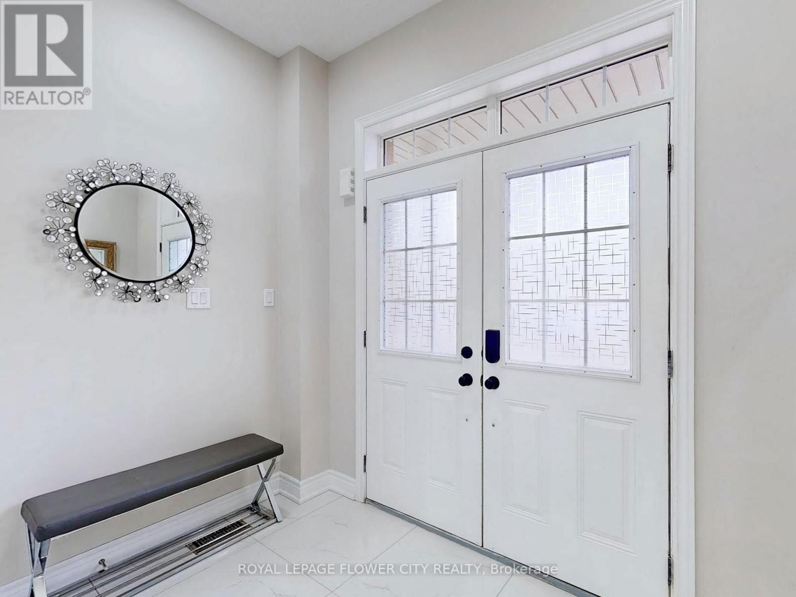565 FOXCROFT BOULEVARD Image 4