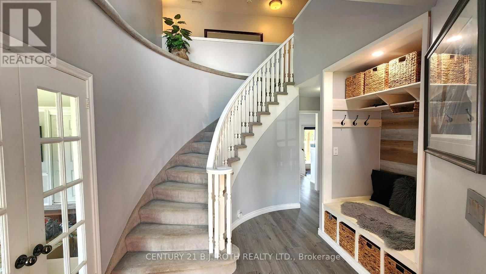 1252 SHORE ACRES DRIVE Image 3