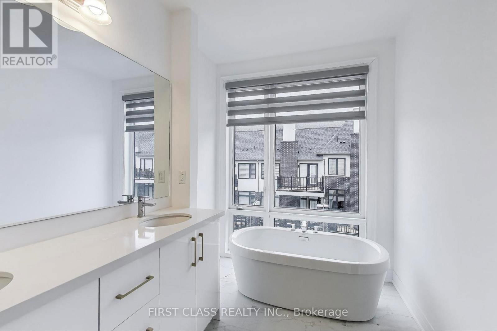 34 CHIARA ROSE LANE Image 18
