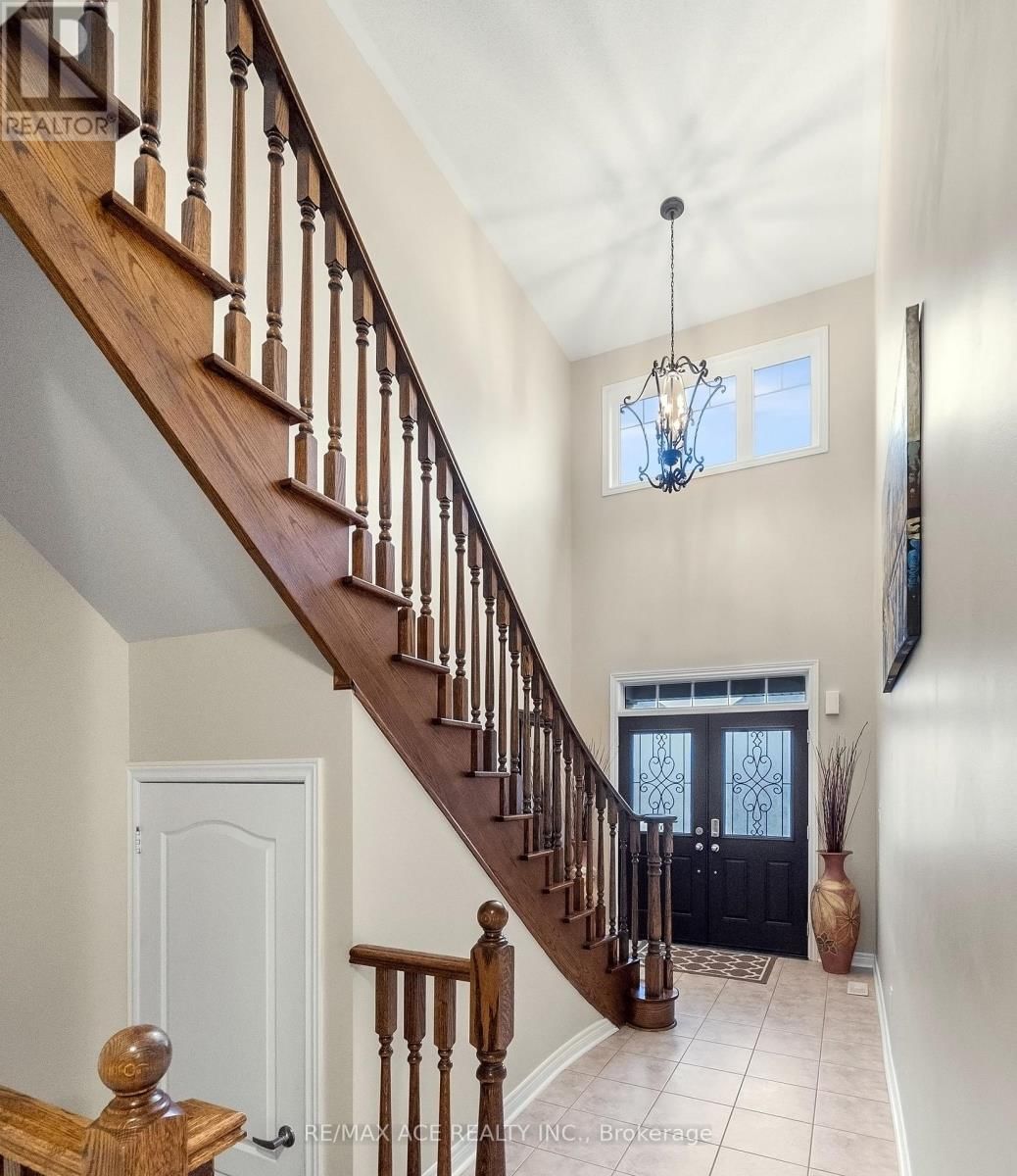 224 FREDERICK CURRAN LANE Image 11