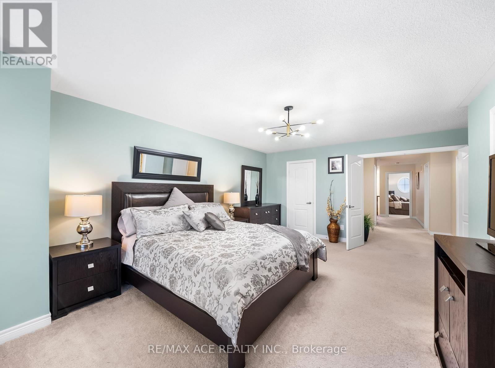224 FREDERICK CURRAN LANE Image 13