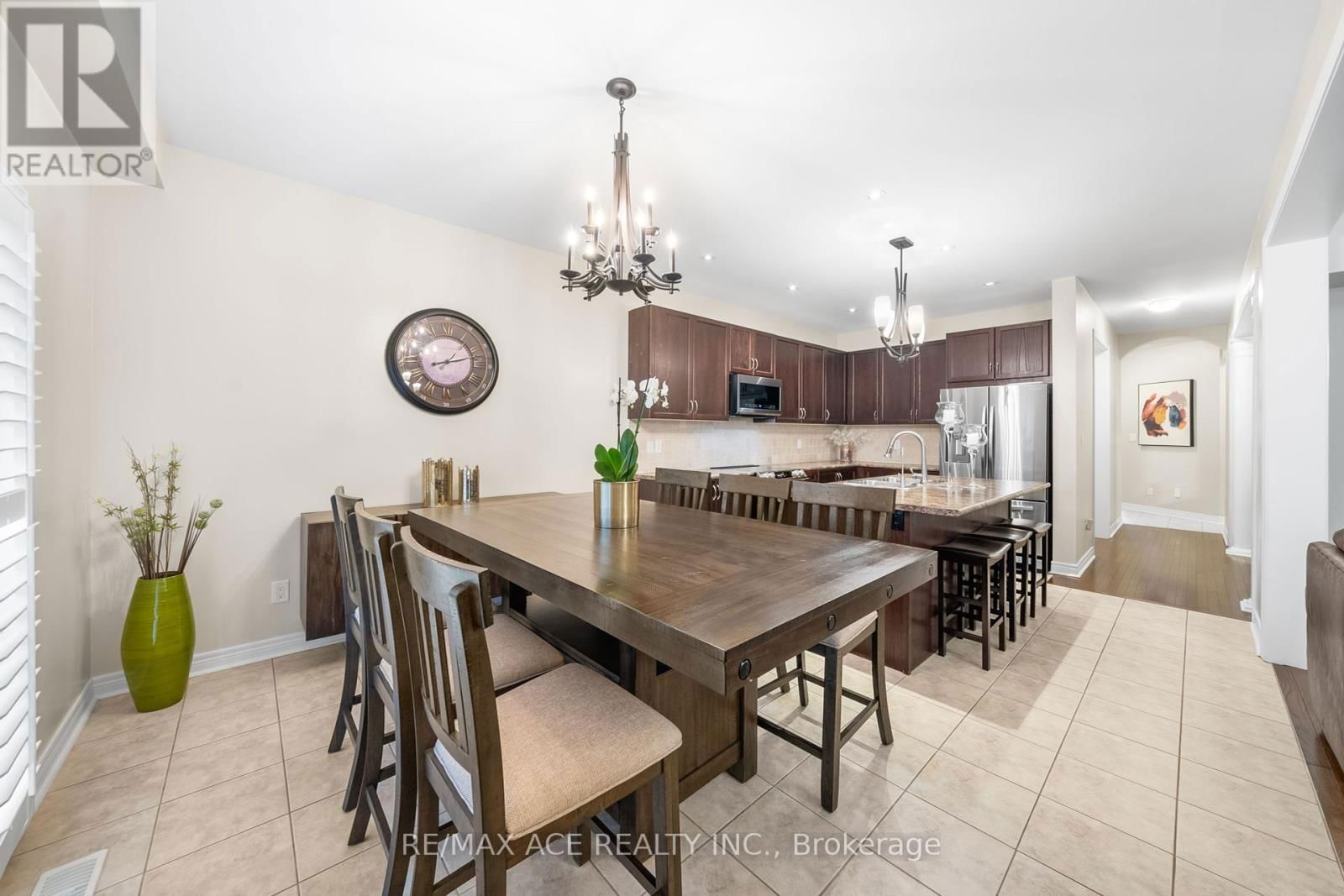 224 FREDERICK CURRAN LANE Image 6