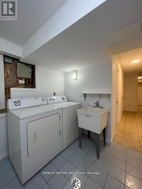 Lower - 38 STONE PALACE WAY Image 12