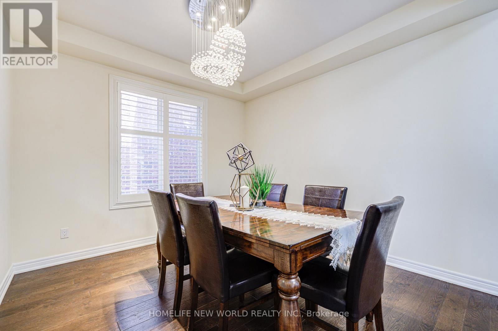 88 ROTH STREET Image 11