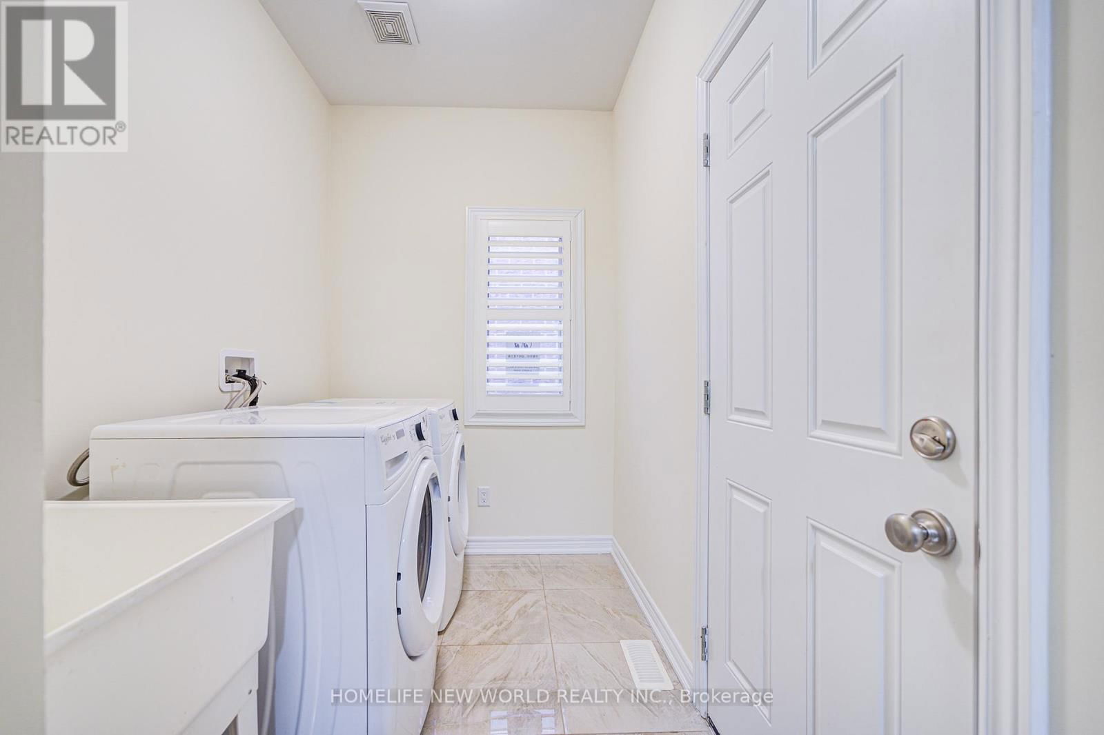 88 ROTH STREET Image 22