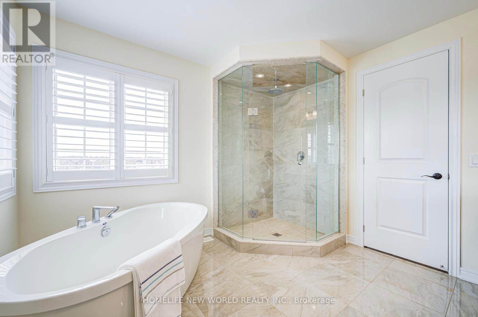 88 ROTH STREET Image 40
